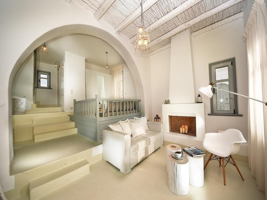 Vila White Village Lakhania