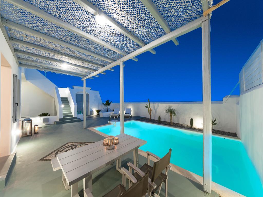 Vila White Village Lakhania