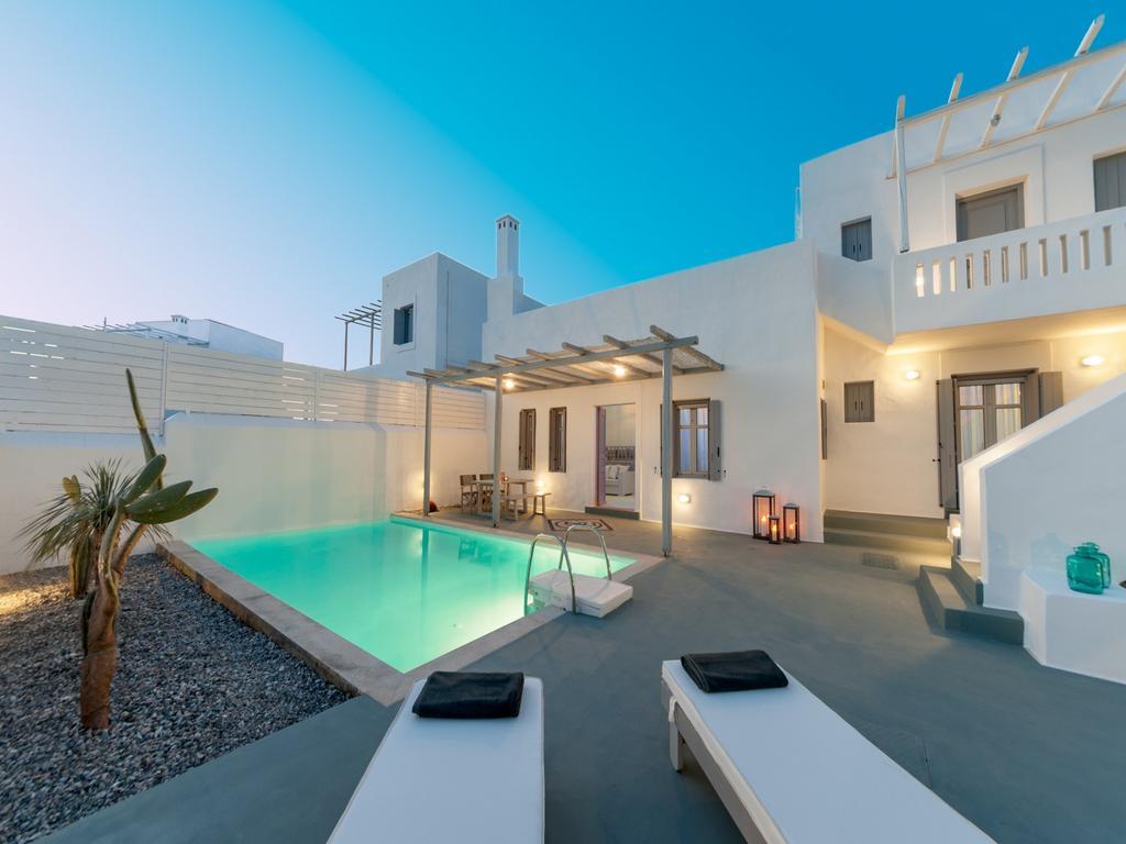 Vila White Village Lakhania