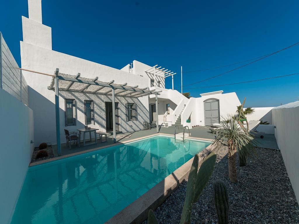 Vila White Village Lakhania