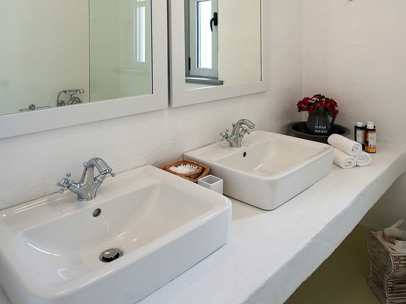 Vila White Village