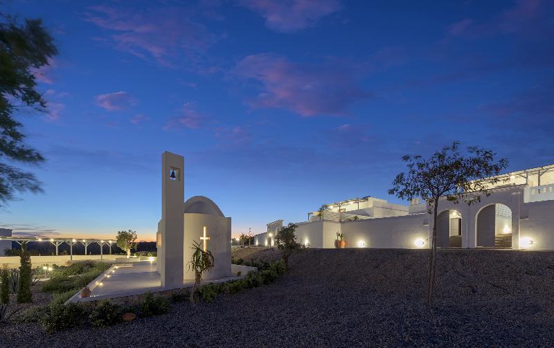 Vila White Village
