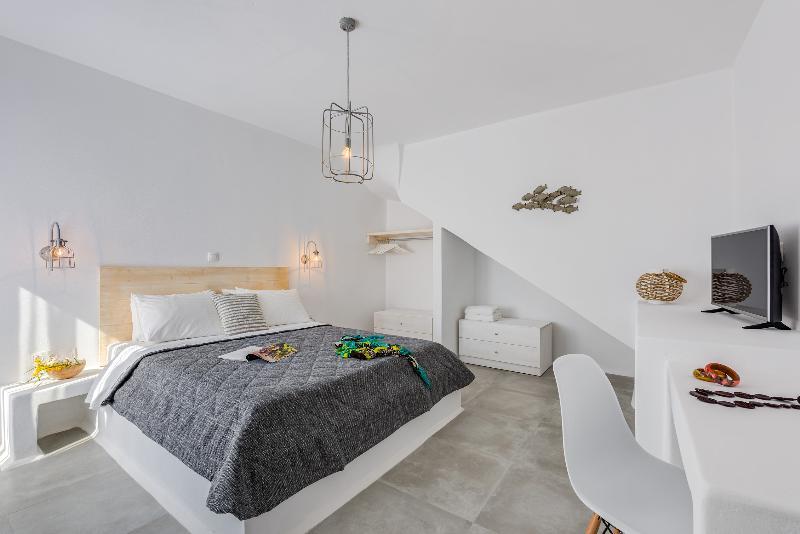 White Village Vila