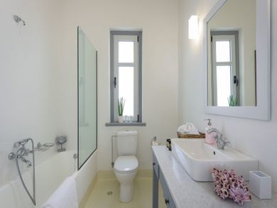 White Village Vila
